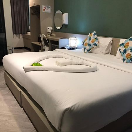 Yanud Residence Phuket Dış mekan fotoğraf